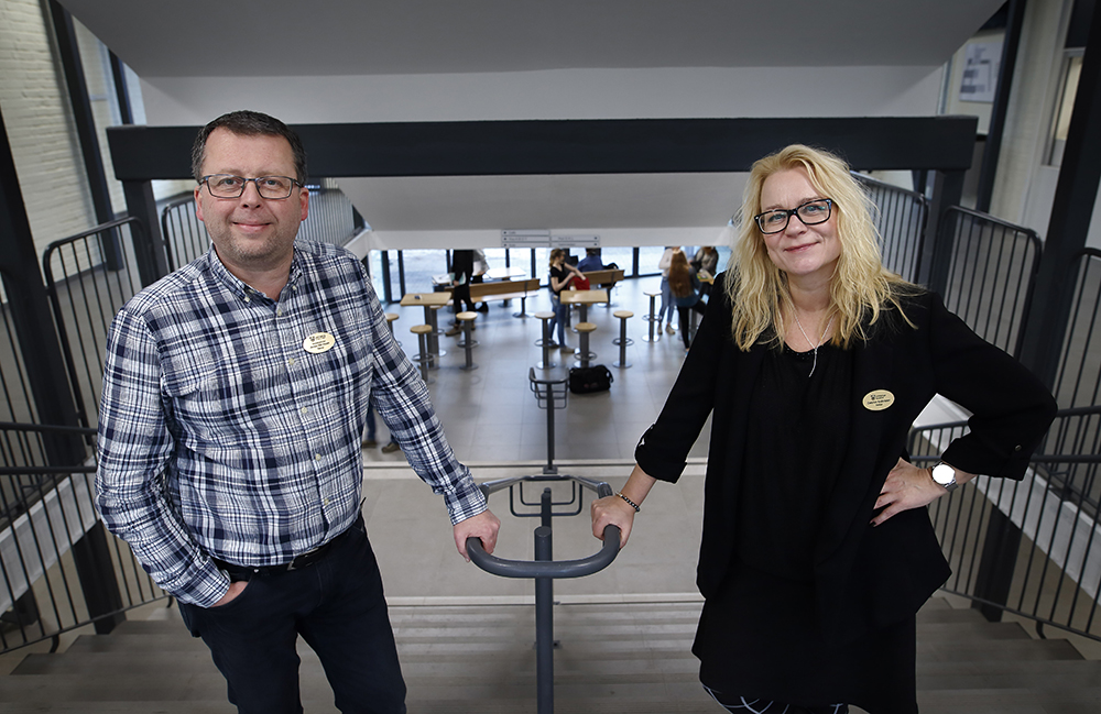 Jonas Gårdstam och Caroline Andersson har båda jobbat som rektorer i Linköping sedan 2009. Foto: Lasse Hejdenberg